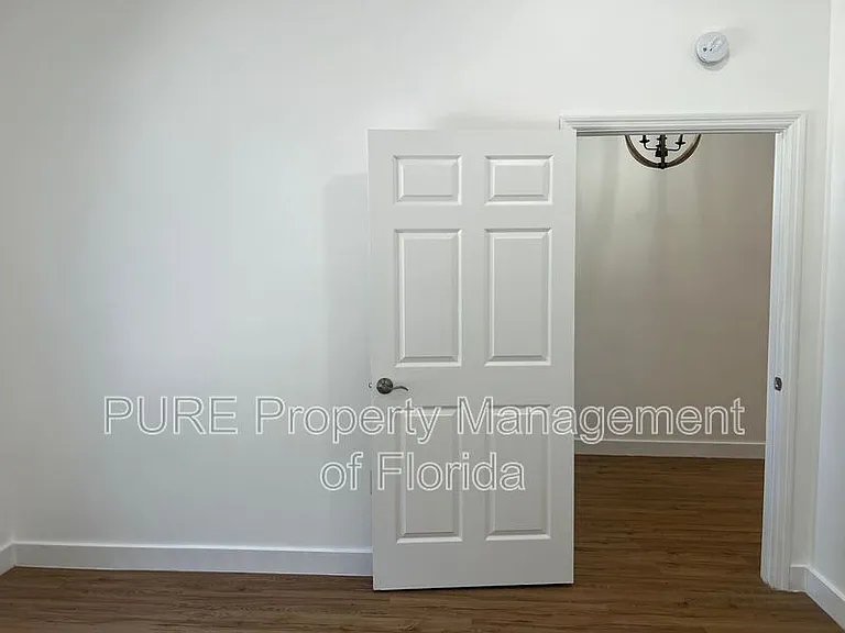14232 SW 8th Ave — Photo 44