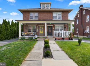 59 Locust Grove Rd, York, PA 17402