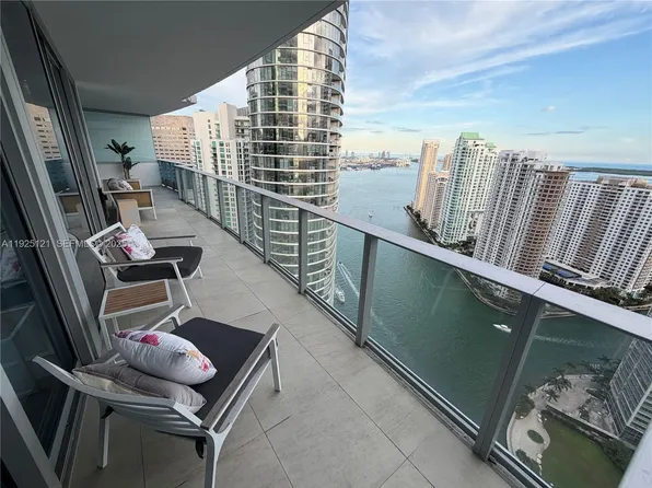 200 Biscayne Blvd Way, Miami, FL