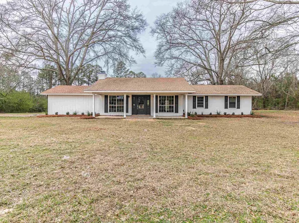540 Golson Rd, Calhoun, LA 71225
