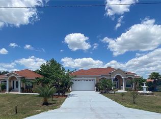 4512 Tower Ridge Ln, Plant City, FL 33567