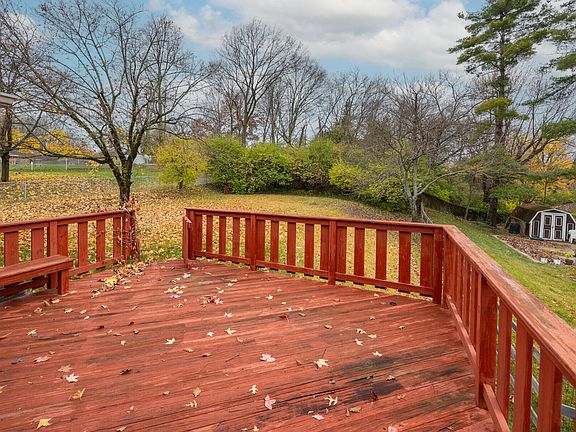 4th image of 306 Birchwood Dr
