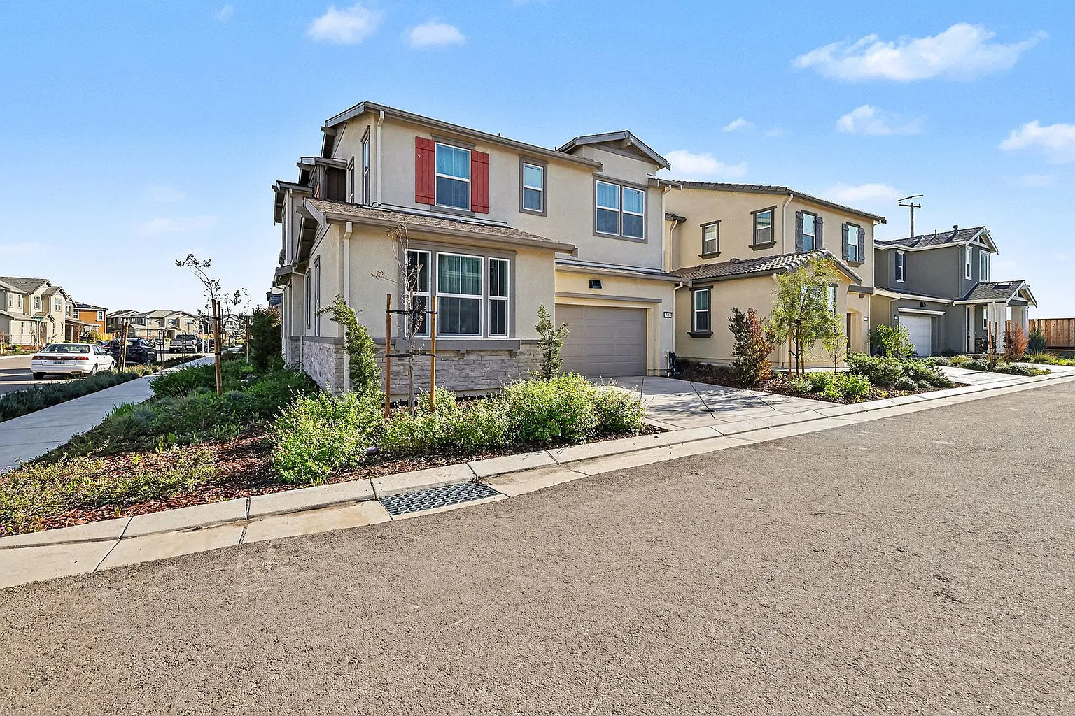 7310 Tabitha Pl photo 1