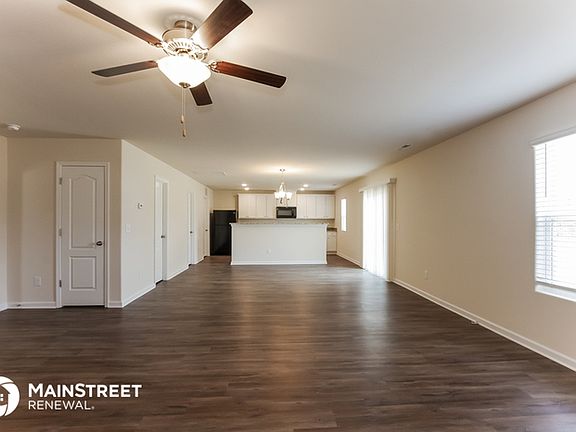 5th image of 398 Armistead Ct