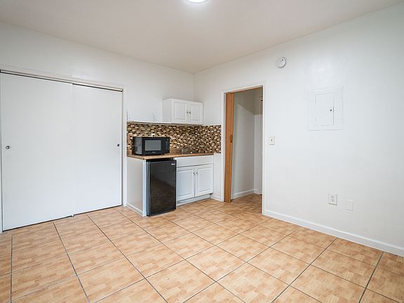 2nd image of 7130 Carlyle Ave #3A