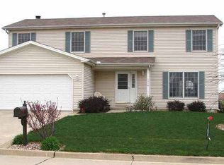 1310 Shannon Dr, Normal, IL 61761