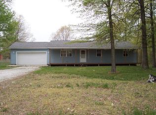 415 N Sandy Knob Dr, San Pierre, IN 46374