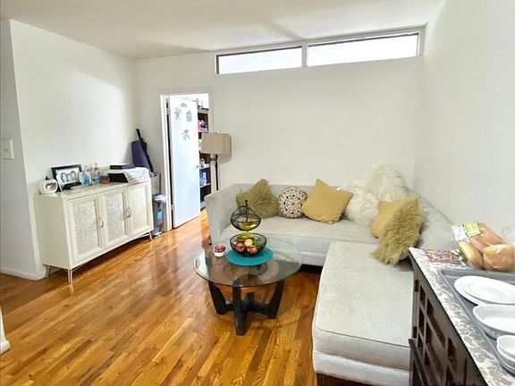 2nd image of 229 E 29th St APT 6O