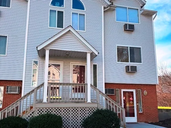 925 Oronoke Rd 30L, Waterbury, CT 06708