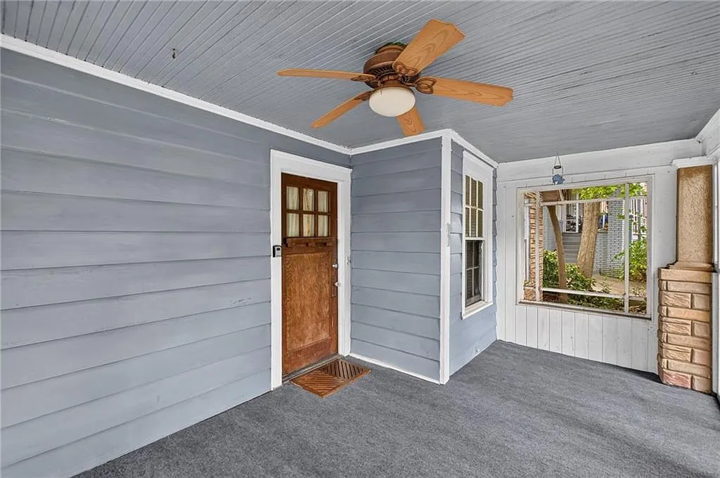 2 bed, 1.0 bath, 1164 sqft, $1,350 — Photo 4