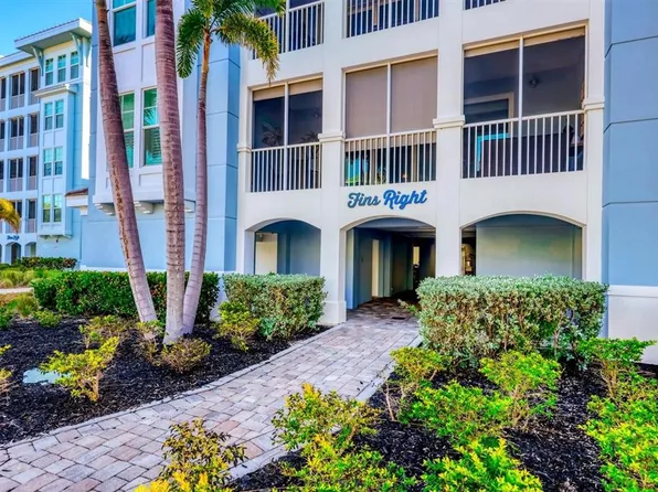 391 Aruba Cir Unit 401, Bradenton, FL 34209