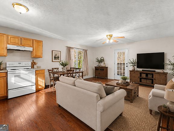 4th image of 515 Wood Sorrel Ln