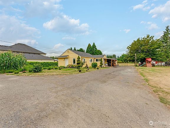 4th image of 17608 NE 122nd Avenue