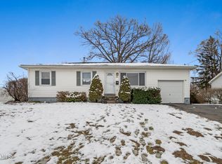 28 Linton Ave, Albany, NY 12205