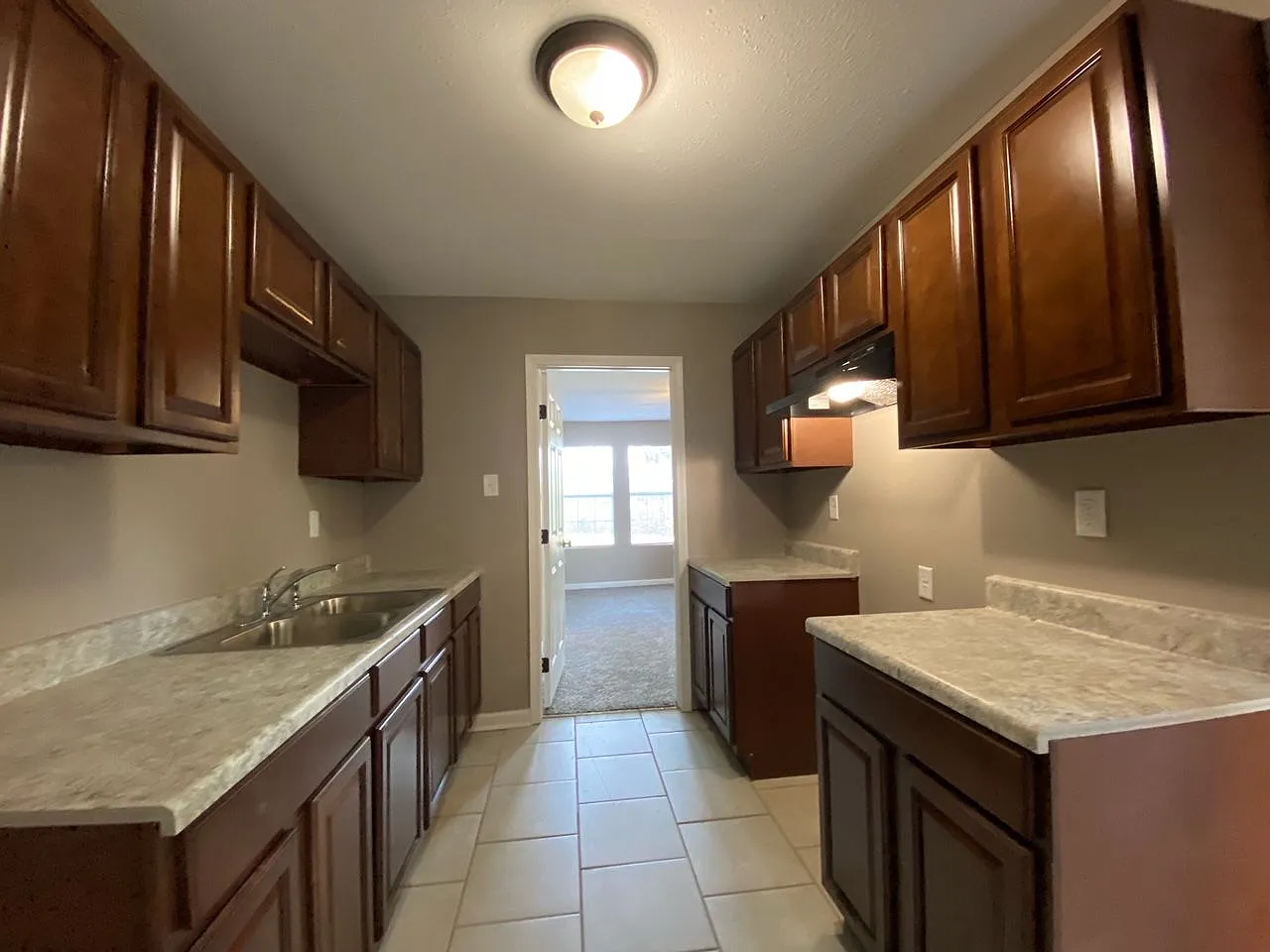 2784 Lola Ave — Photo 4