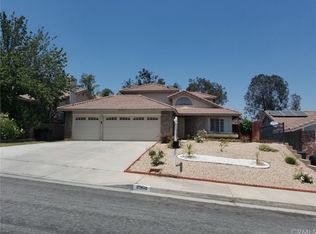 3960 Hawk Dr, Jurupa Valley, CA 92509