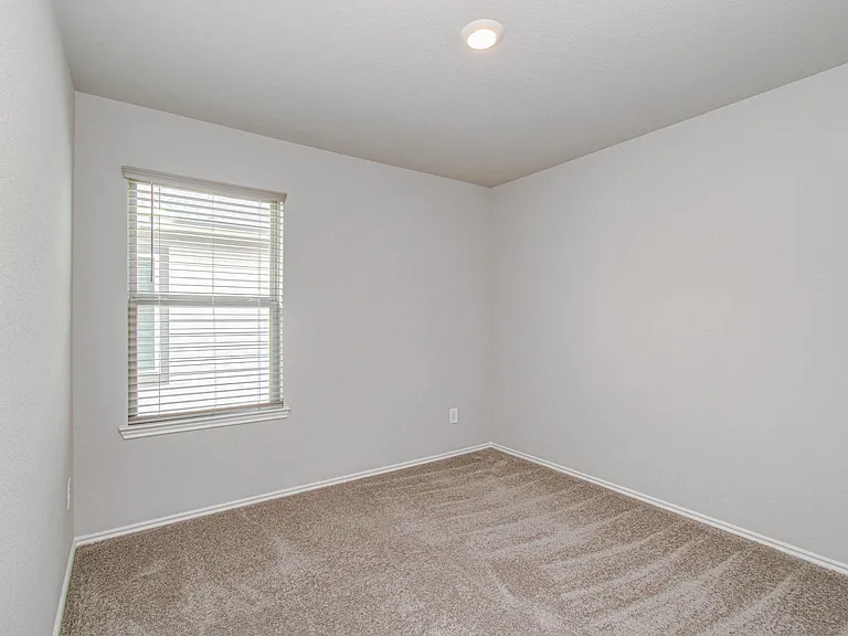 2030 Brixham Bluff Ln — Photo 17