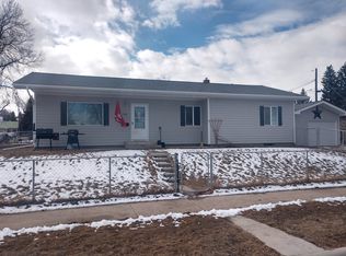 1102 7th Ave N, Lewistown, MT 59457