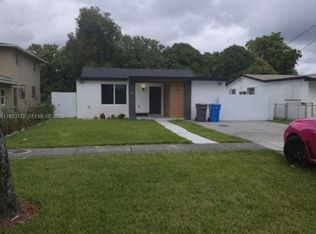 4425 SW 21st St, West Park, FL 33023