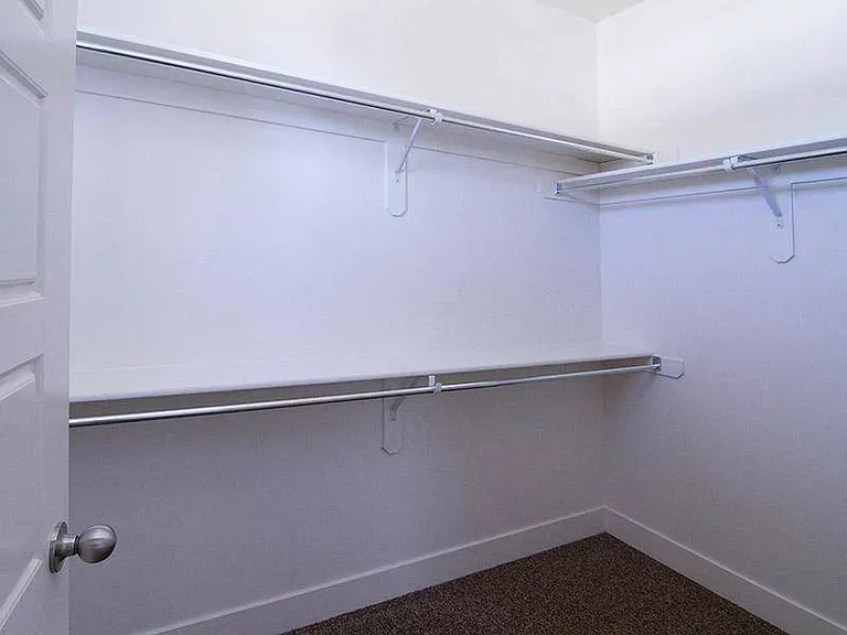 Madrona Townhomes — Photo 9