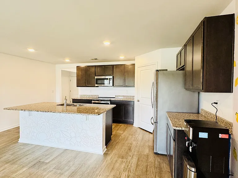 809 Woodland Farms Cir — Photo 19
