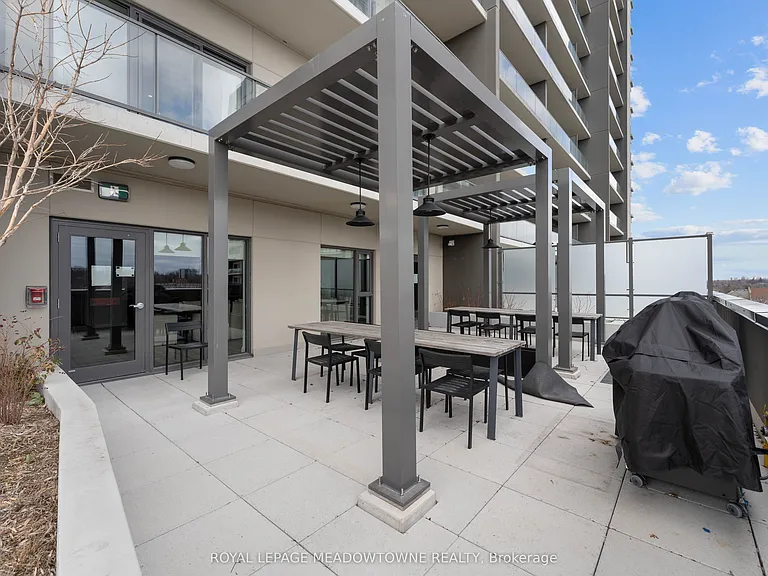 15 Glebe St E #1304 — Photo 25