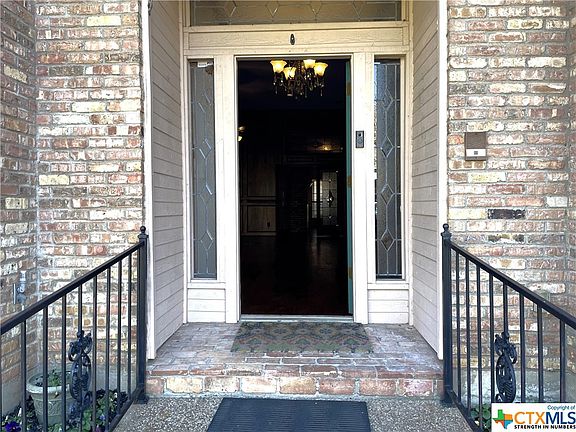 5th image of 4413 Eaton Cir