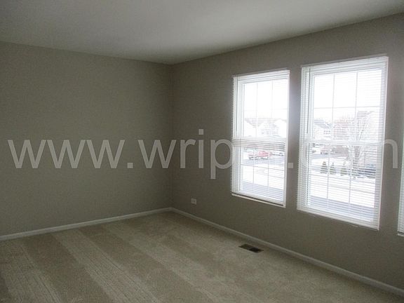 4th image of 2141 Sioux Dr