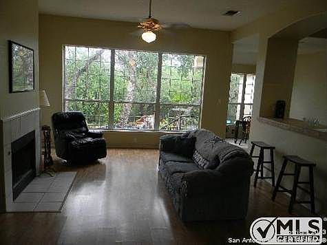 4th image of 13615 Mesa Point Dr