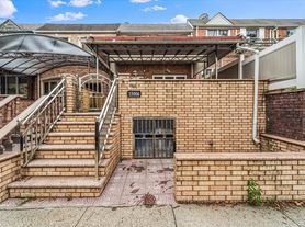 150-06 78th Rd