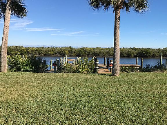 3rd image of 1130 Harbour Point Dr