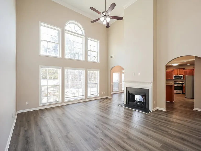 501 Summer Brooke Ln — Photo 4