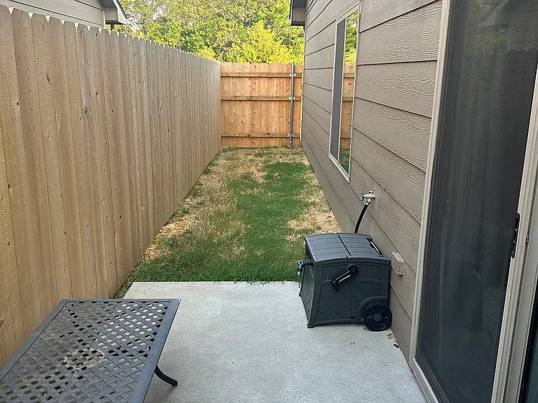 4843 N Hillside Ct #4843 — Photo 3