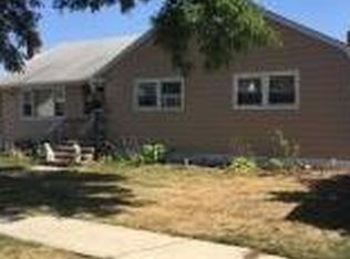 98 Frederick St, Carteret, NJ 07008