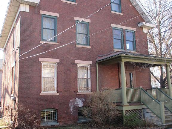 2nd image of 144 Hamilton Ave