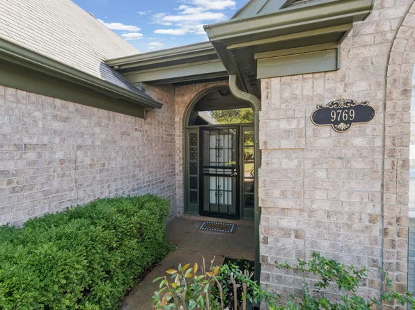 9769 Misty Pine Dr, Lakeland, TN 38002