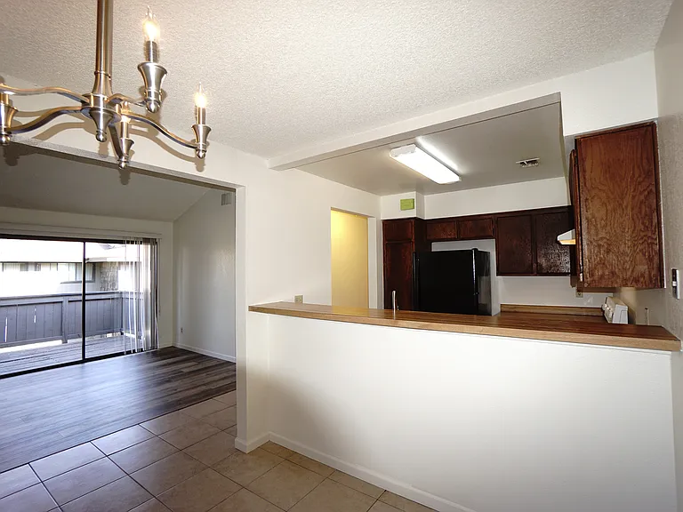 1190 S Winery Ave #245 — Photo 13