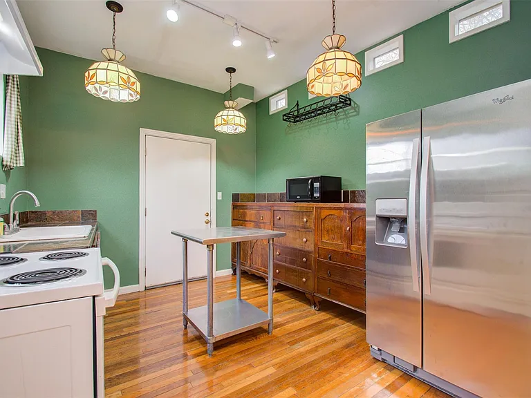 5419 Gulfton St #H — Photo 7