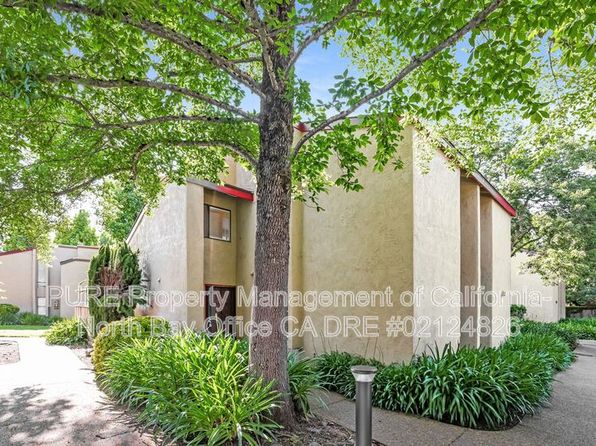42 Redwood Ct