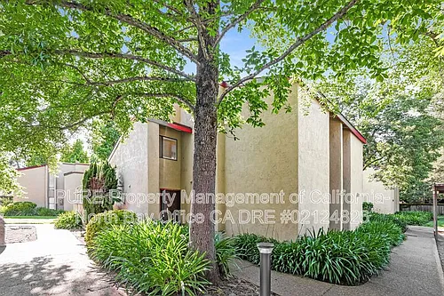 42 Redwood Ct Photo 1