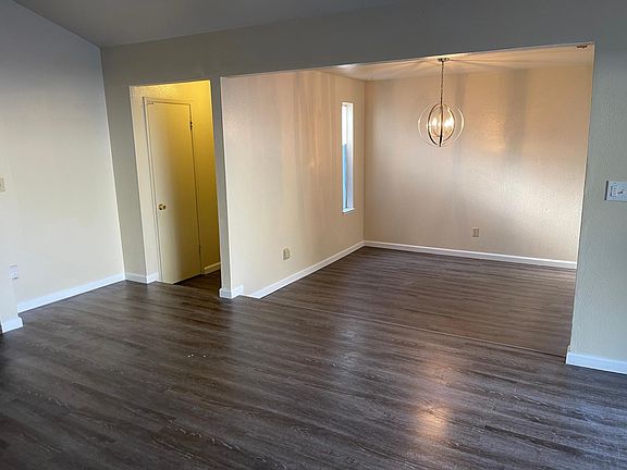 5th image of 1238 Princess Dr