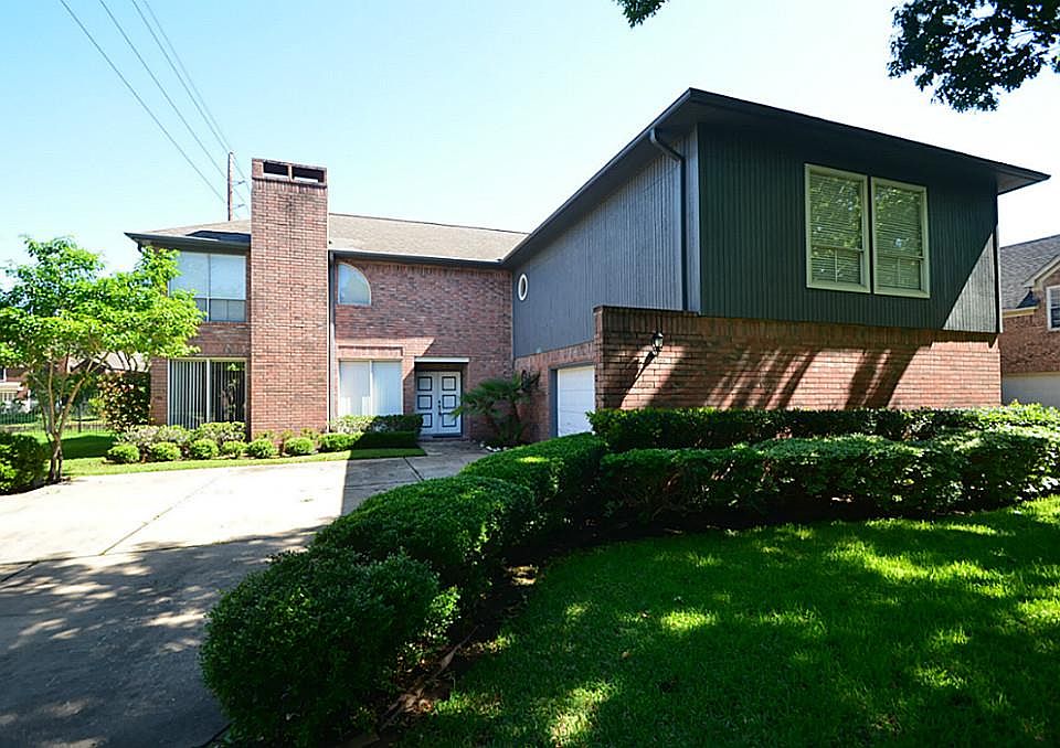 1st image of 1123 Gloria Ct