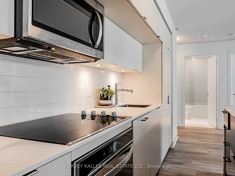 575 Bloor St E #505 — Photo 5