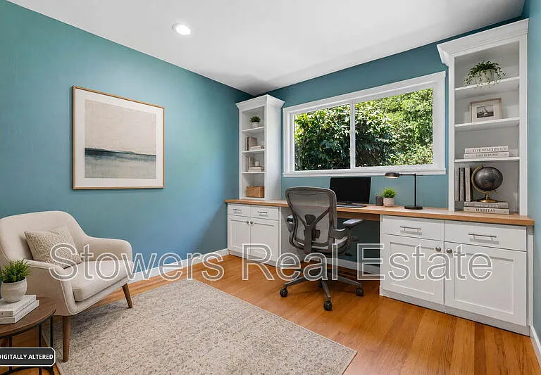 1099 Larch Ave — Photo 22