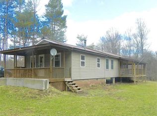 1132 Saxer Rd, Dushore, PA 18614