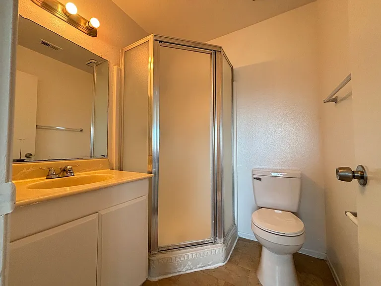 38729 11th St E #3 — Photo 22