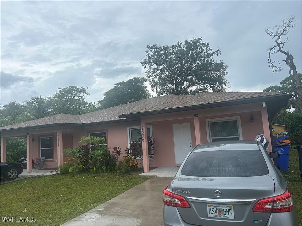 2nd image of 2328 Stella St