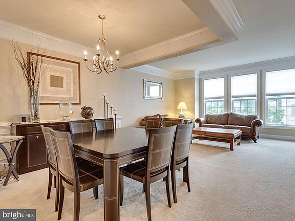 3rd image of 16017 Greymill Manor Dr