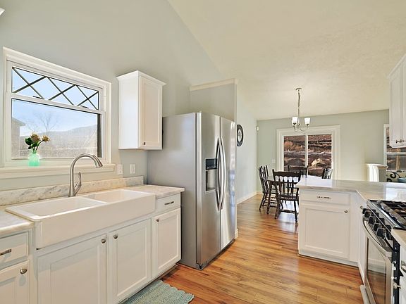 2nd image of 4135 S Sunrise Dr