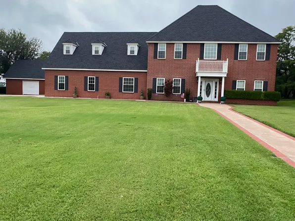 13 Wilderness Rd, Enid, OK 73703